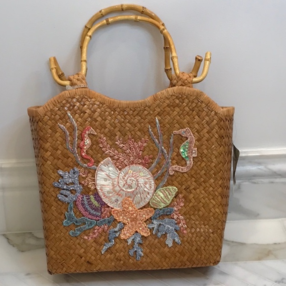 Cappelli Straw handbag nwt, summer beach bag, seashells, bamboo handles